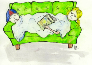 Marius til venstre i sofaen, mens Mia ligger til høyre og holder i Donald blad.